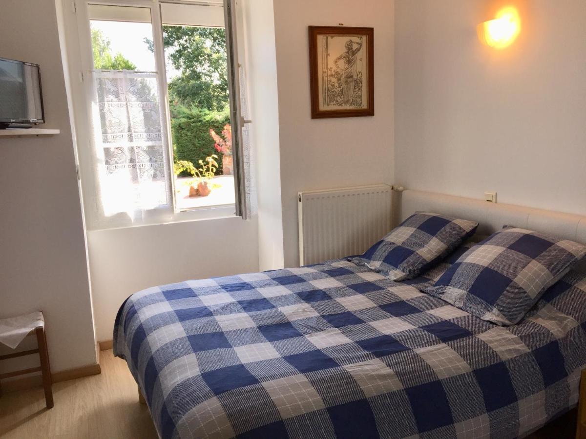 Gite Climatise De La Haute Rue Touvois Eksteriør billede